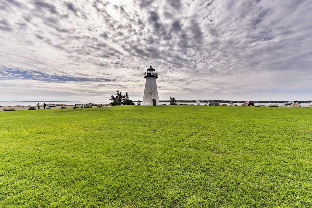 Mattapoisett Home On 7 Acres With Private Beach! Exterior photo